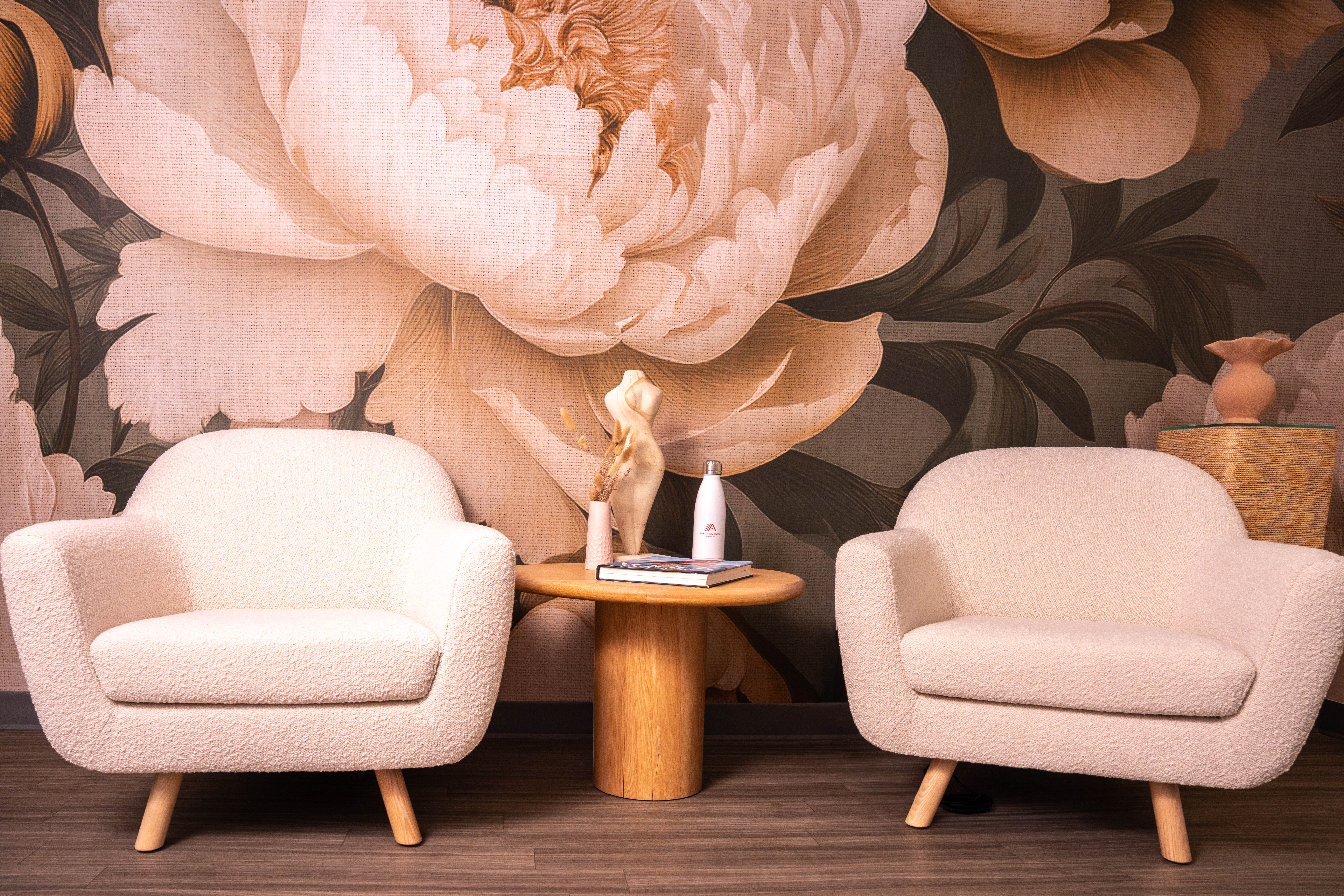 Homepage-Women's Gym Seating Area